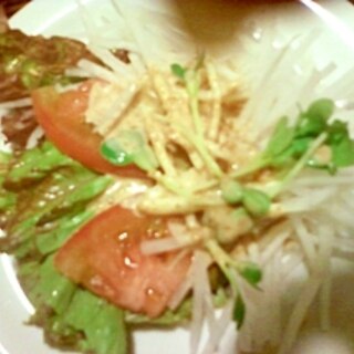 オリジナル中華ドレッシングで食べる大根サラダ